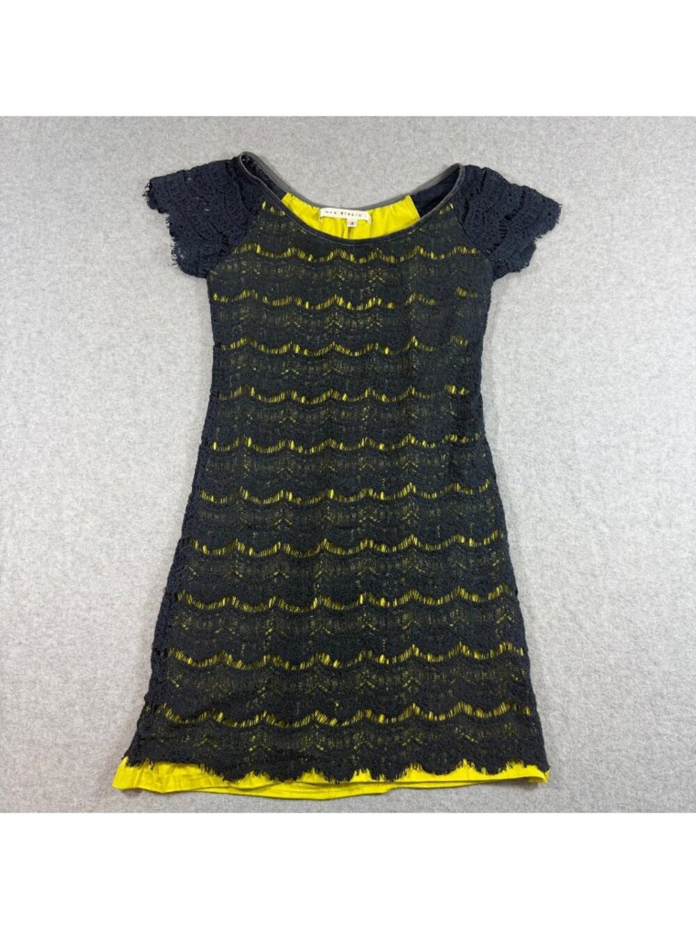 Max Studio Lace Overlay Shift Dress Women’s Small Black Yellow Cap Sleeve